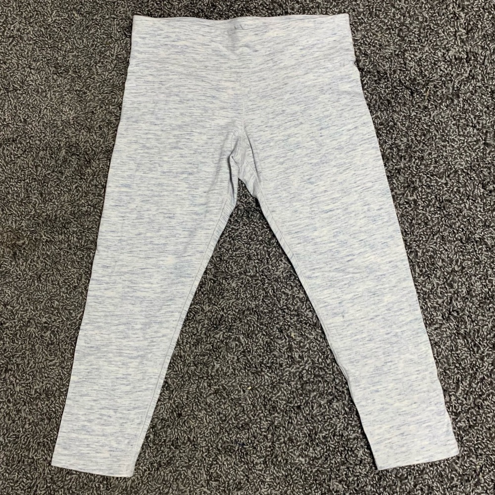 💫3/$20💫 New York & Company leggings Size M cropped soft cotton white/grey
